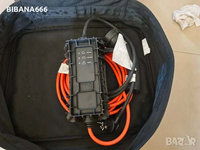 Оригинална Мобилна Зарядна Станция BMW Fast Charger , снимка 12 - Части - 56076313
