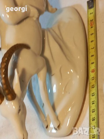 Порцеланова фигурка , снимка 7 - Статуетки - 39826919