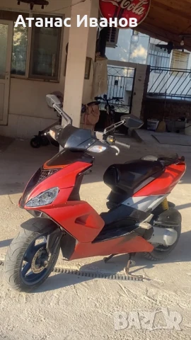 Скутер Aprilia 80 кубика с водно охлаждане, снимка 1