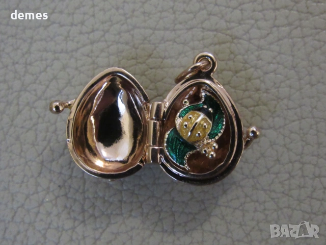 Фино дамско колие с висулка- Яйце Фаберже, ново, снимка 5 - Колиета, медальони, синджири - 53089325