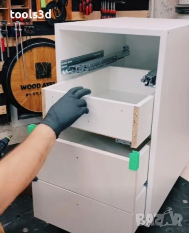 Дистанционери за монтиране чела на чекмеджета. - 2 броя 5 лева