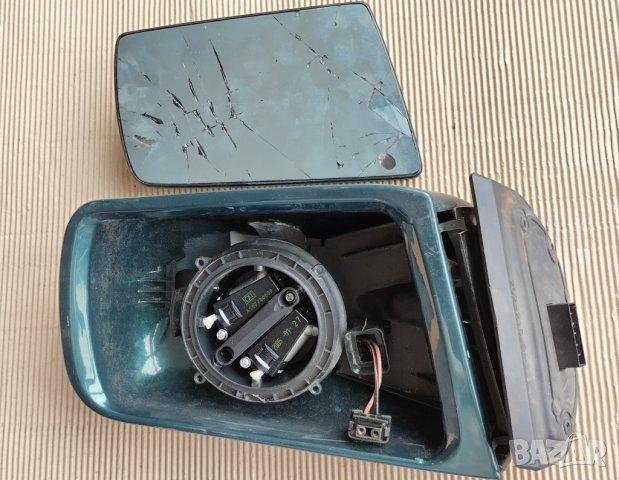 дясно огледало Mercedes C W202, E W210 - зелено, снимка 2 - Аксесоари и консумативи - 37336778