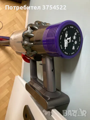 Вертикална прахосмукачка Dyson V10, снимка 8 - Прахосмукачки - 48975460