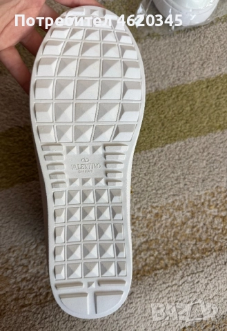 Valentino Garavani Rockstud Untitled, снимка 4 - Маратонки - 52022808