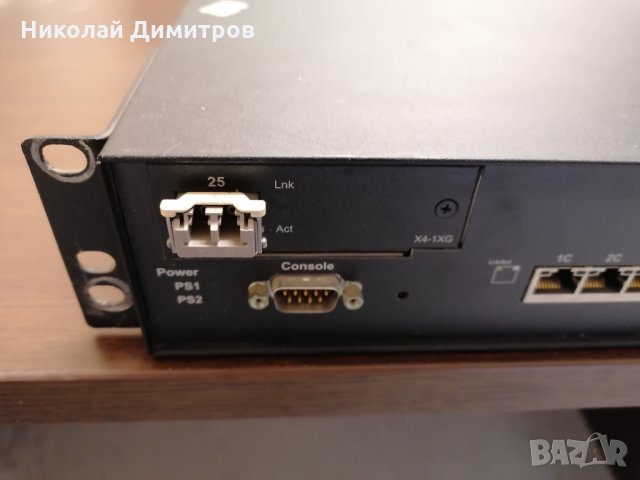 Продавам switch Brocade FESX-424HF PREM, снимка 2 - Суичове - 35033370