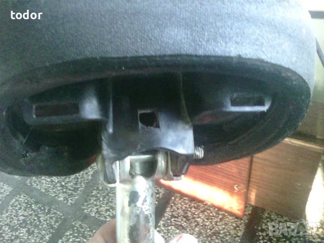 продавам италианска седалка с колчето, снимка 2 - Части за велосипеди - 48635964