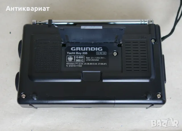 Портативно световно радио Grundig Yacht Boy 205, снимка 6 - Радиокасетофони, транзистори - 50404493