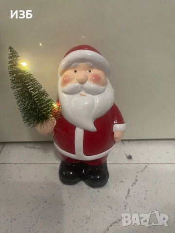 Керамична коледна украса, с LED, модел Дядо Коледа 16 х 11,5 х 8 см, снимка 2 - Декорация за дома - 52727121