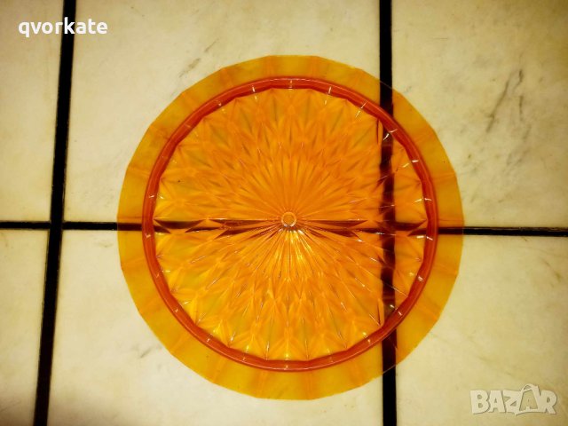 Поставка за торта, снимка 2 - Аксесоари за кухня - 42859167