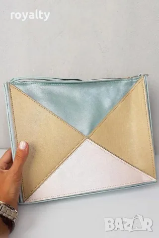 Дамска чанта с ефектен дизайн, снимка 2 - Чанти - 49493409