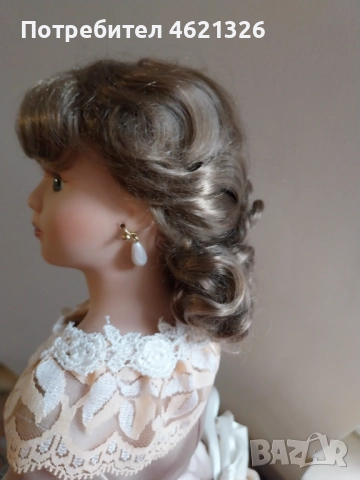 Винтидж колекционерска порцеланова кукла като нова с ограничено издание, снимка 10 - Декорация за дома - 52056649