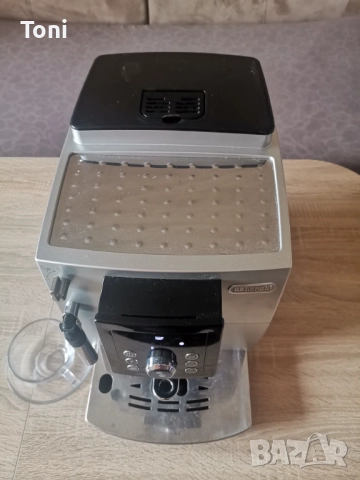 Кафемашина кафеавтомат Delonghi magnifica Ecam 23.210 , снимка 3 - Кафемашини - 52674118