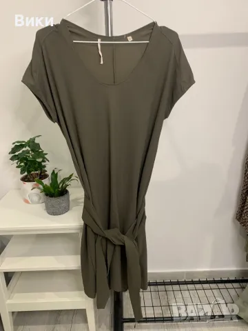 Рокля в размер М