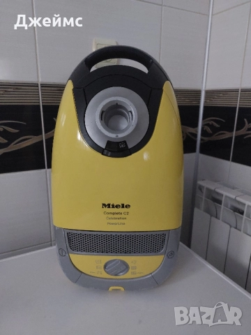 Прахосмукачка Miele Complete C2 Celebration , снимка 10 - Прахосмукачки - 51608121