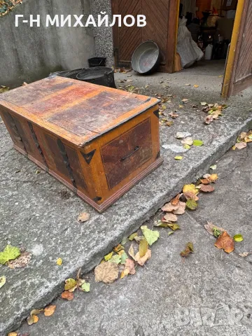 Сандък стар на над 100 г, снимка 5 - Антикварни и старинни предмети - 48135992