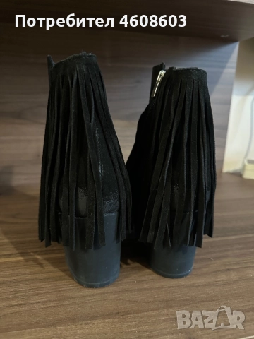 Зимни топли обувки, снимка 4 - Дамски боти - 51979007