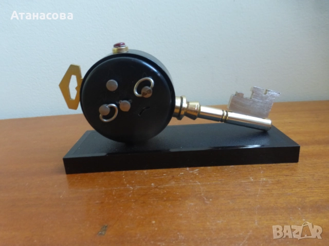 Будилник часовник Слава "Ключът на Москва" 3, снимка 6 - Антикварни и старинни предмети - 52426840