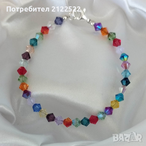 Гривни от Swarovski Crystals, снимка 13 - Гривни - 36407140