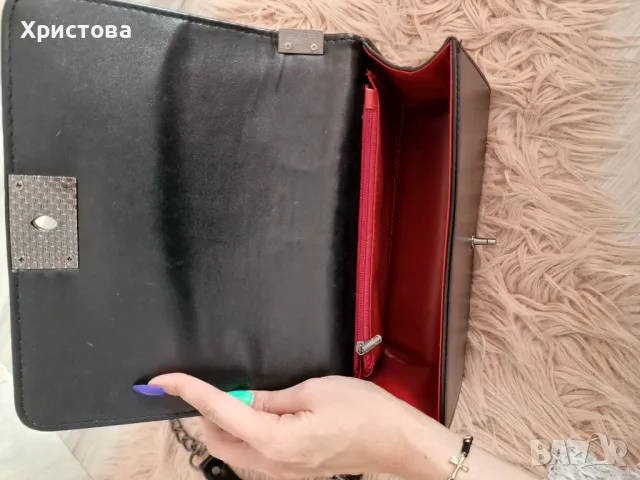 Чантичка в черно със сребрист брукат - 24,00лв., снимка 4 - Чанти - 49510174