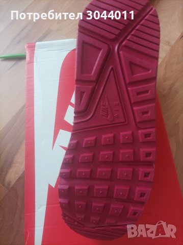 Нови оригинални маратонки Nike, снимка 6 - Маратонки - 37942346