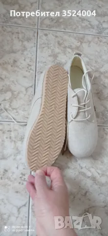 Нови английски велурени бежеви обувки номер 40 цена 26 лева, снимка 2 - Дамски ежедневни обувки - 50041761