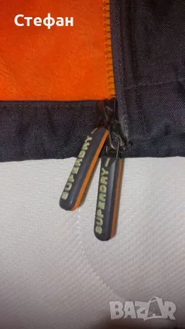 Яке Superdry Hooded SD-Windtrekker Jacket L / XL , снимка 3 - Якета - 47952378
