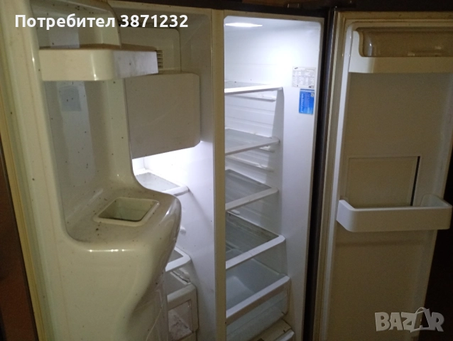 Хладилник Side by side Samsung, снимка 3 - Хладилници - 52462907