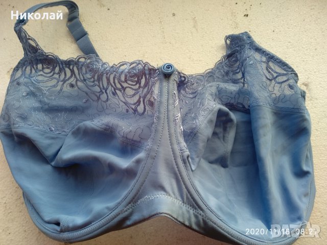 Огромен сутиен размер 90К