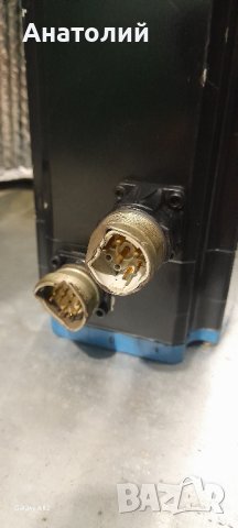 Серво мотор Schneider, снимка 3 - Електродвигатели - 42910616