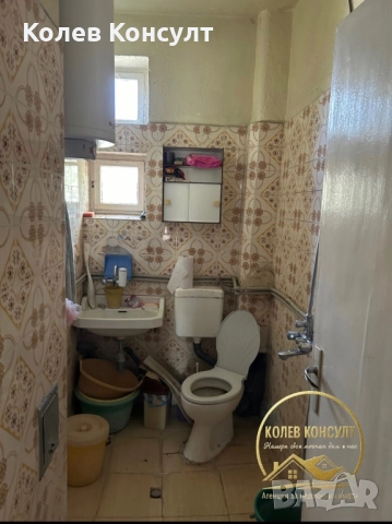 Продавам апартамент до Зеленчуковия пазар, снимка 4 - Апартаменти - 52538335