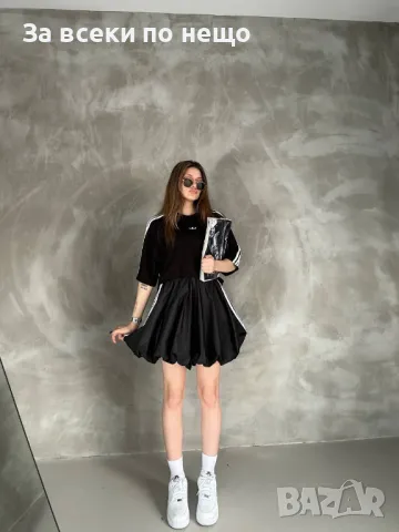 Adidas Дамски Комплект От Две Части Тениска И Къса Пола Адидас - 2 Налични Цвята Код A482, снимка 3 - Комплекти - 50090177