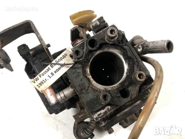 Дроселова Клапа Vw Passat B3 1.8 1991г, снимка 4 - Части - 51052352