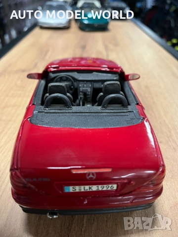 МАISTO колекционерски модел MERCEDES-BENZ SLK200 2000 г. 1:18 мащаб, снимка 5 - Колекции - 52879209