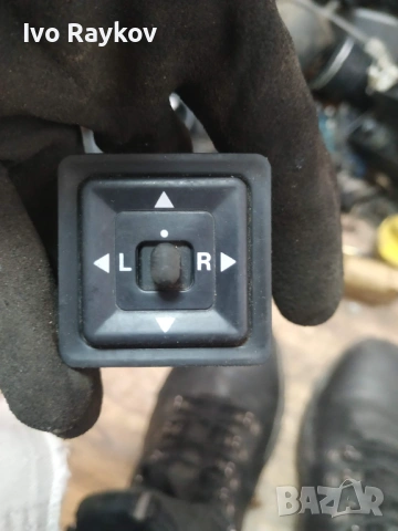 Бутони , ел огледала за MITSUBISHI PAJERO , снимка 2 - Части - 53905661