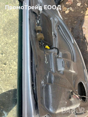 Задна дясна сива врата Mercedes C klassa W203 , снимка 2 - Части - 44790667