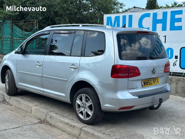 Фв туран на части / vw Touran 1.6tdi dsg, снимка 2 - Автомобили и джипове - 50693274