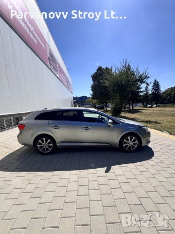 Toyota Avensis D-4D 2.0 diesel , снимка 8 - Автомобили и джипове - 56338056