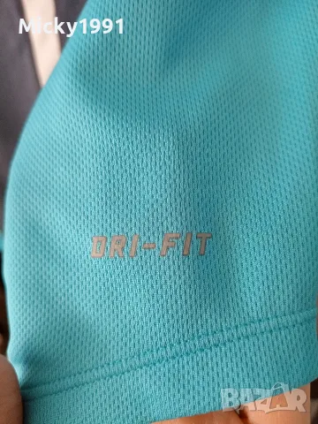 Спортна тениска Nike DRI-FIT, снимка 2 - Тениски - 55979109