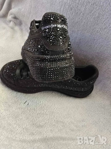 дамски маратонки Alexander Mcqueen с камъни , снимка 2 - Маратонки - 51599701