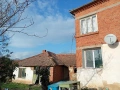 Продава се къща на два етажа в село Мелница., снимка 4