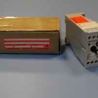 реле E.DOLD AA9946 varimeter relay 220V, снимка 1 - Резервни части за машини - 39382966