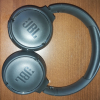 Безжични слушалки на JBL  чисто нови, снимка 3 - Безжични слушалки - 44671397