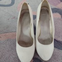 Бели обувки 39, снимка 2 - Дамски обувки на ток - 31986082
