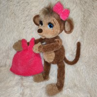 Маймунката Алис, снимка 1 - Плюшени играчки - 42525578