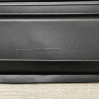 Оригинална гумена постелка за багажник за Audi A6 след 2018г, снимка 4 - Аксесоари и консумативи - 44812375