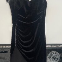 Дълга черна рокля с пера, снимка 1 - Рокли - 40872092