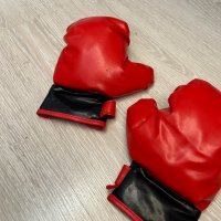 Детски боксови ръкавици, снимка 2 - Бокс - 39111597