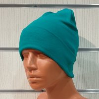 Нова дамска зимна шапка с подгъв в зелен цвят, снимка 12 - Шапки - 39325407
