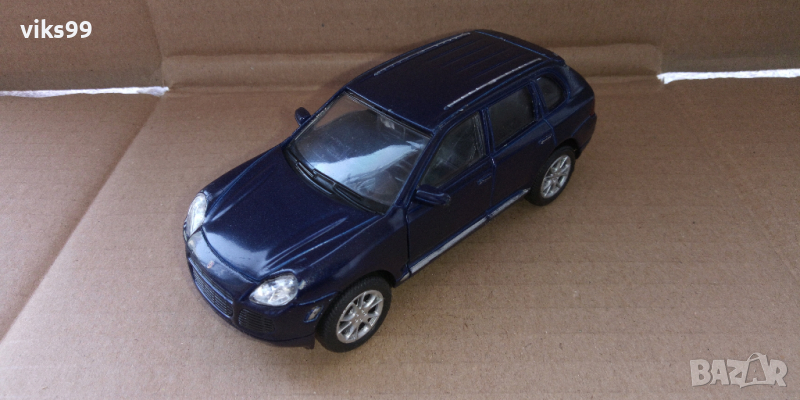 Porsche Cayenne Turbo Welly Мащаб 1:34-39, снимка 1