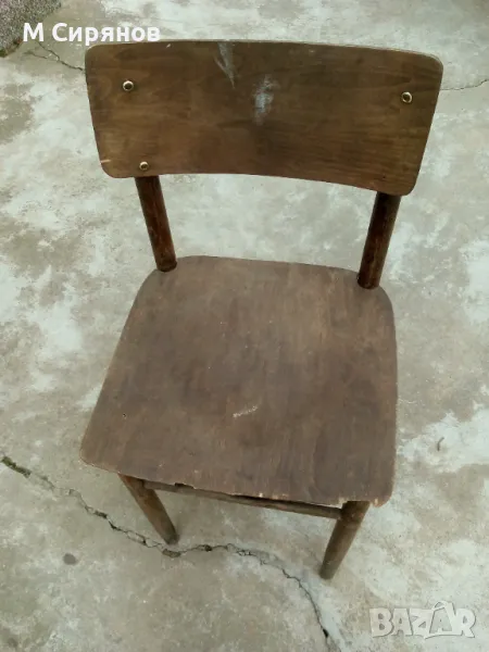 Стар дървен стол, снимка 1
